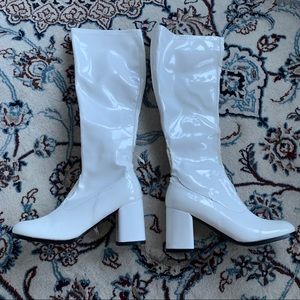 White Go Go Boots Patent Leather 60s 70s Groovy
